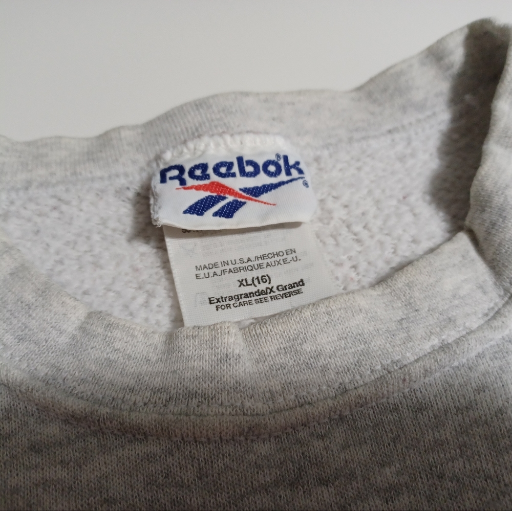 Old Worn Reebok Sweatshirt. - Picture 4 of 9